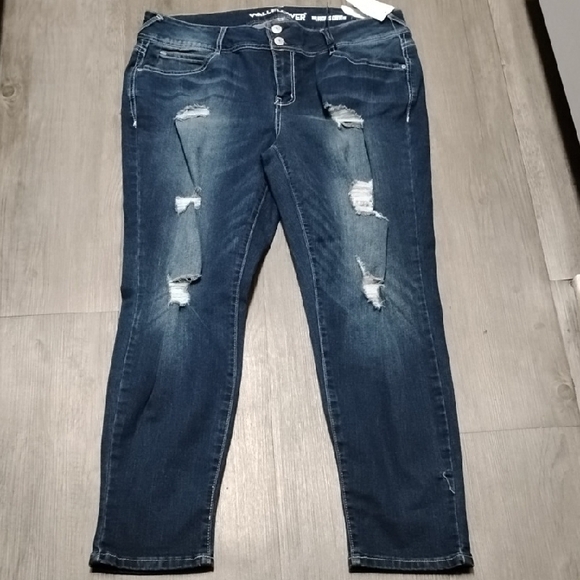 Wallflower Distressed Ankle Jeans in Dark Blue - Picture 6 of 7